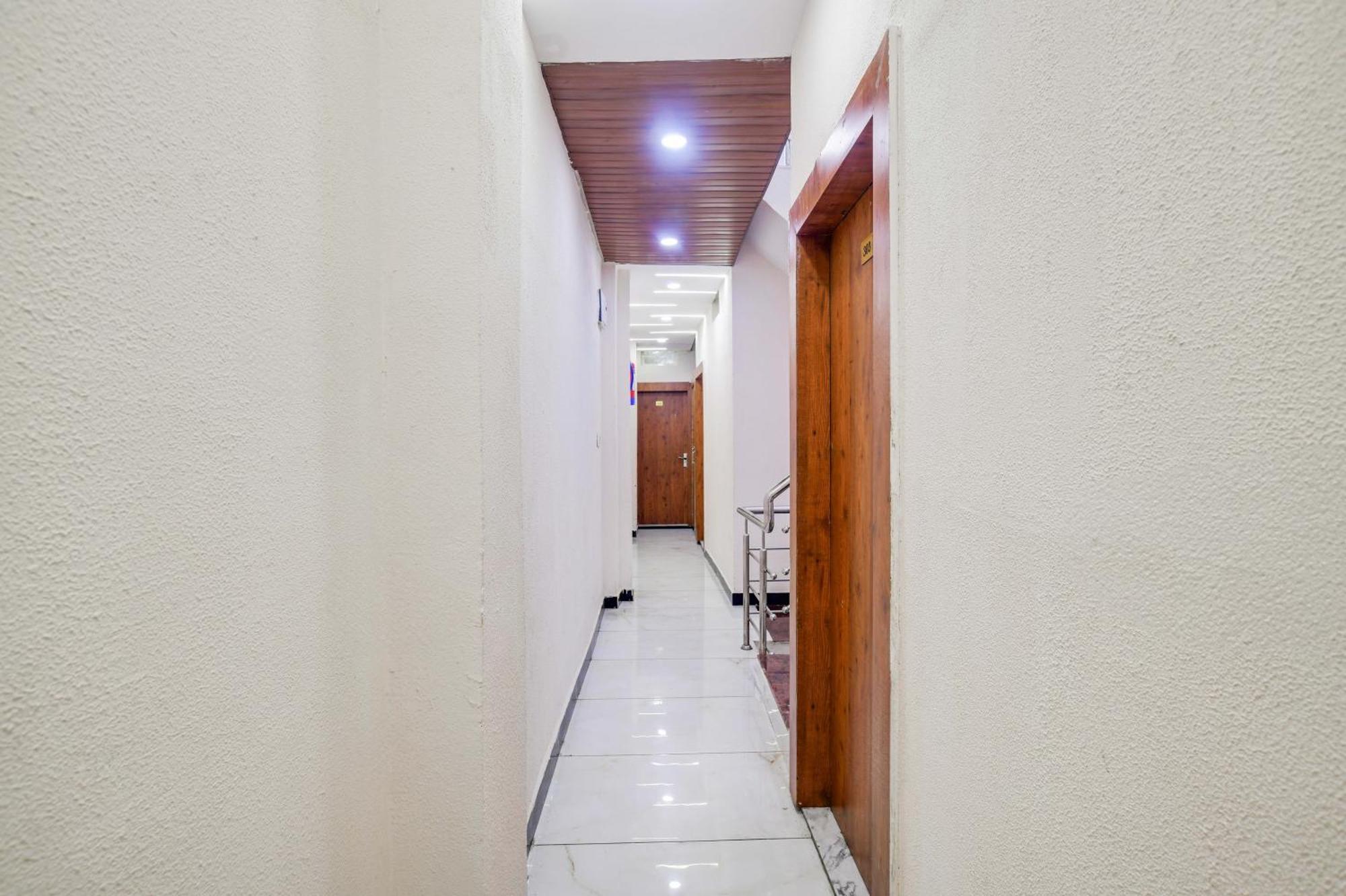 Hotel O Ujjain Near Hari Fatak Bagian luar foto